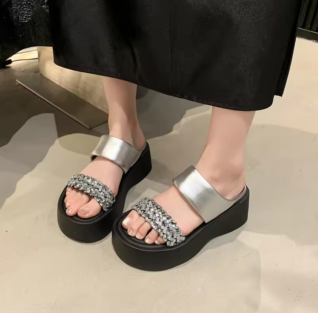 "SHADDAY COURCHEVEL"💪🔥💯 SANDALIA PARA DAMA😍